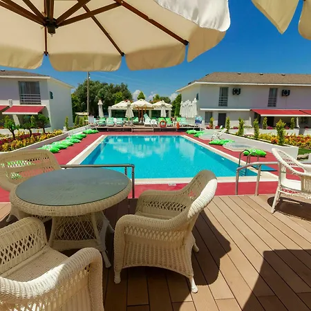 Vela Garden 3*