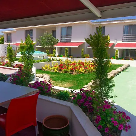 Vela Garden Cesme