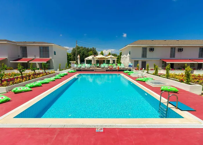 Vela Garden 酒店 Çeşme